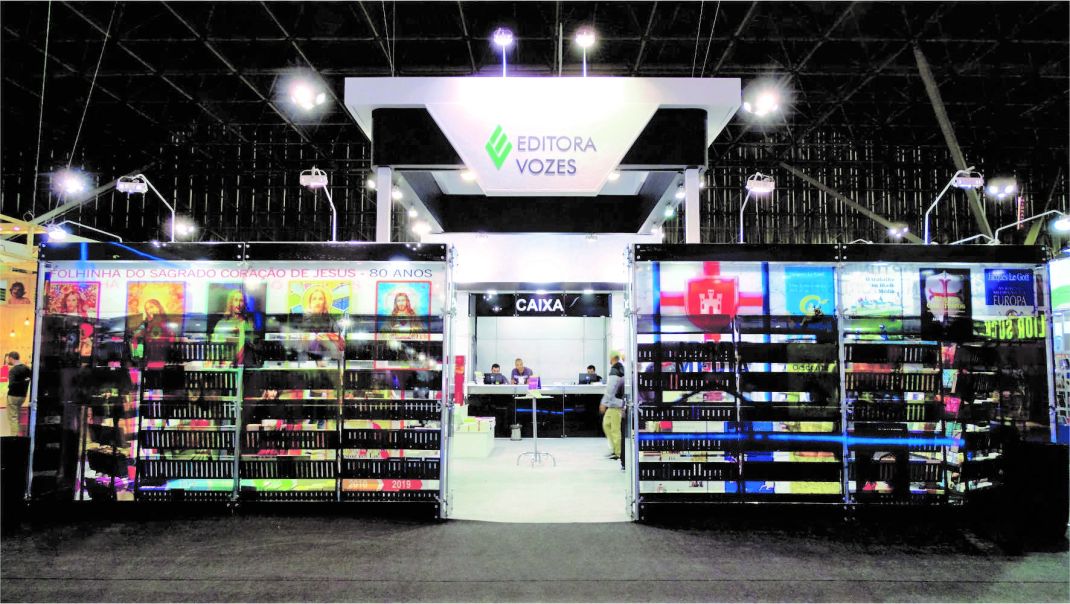 Imagem do estande da Editora Vozes em edições anteriores da Bienal do Livro